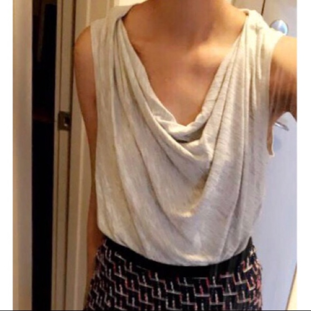 Zara Grey / White Sleeveless Tunic